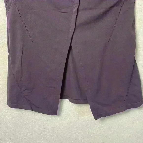 Athleta Foothill Tank in Spiced Cabernet Top Sleeveless Split Back Size XS - Picture 6 of 8